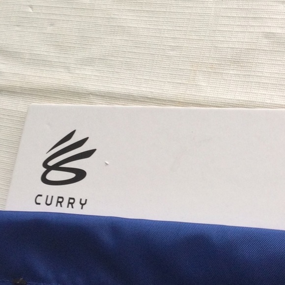 Under Armour Sack pack  18” L by 14” W color blue interior pocket  storage  #462 - Picture 4 of 7